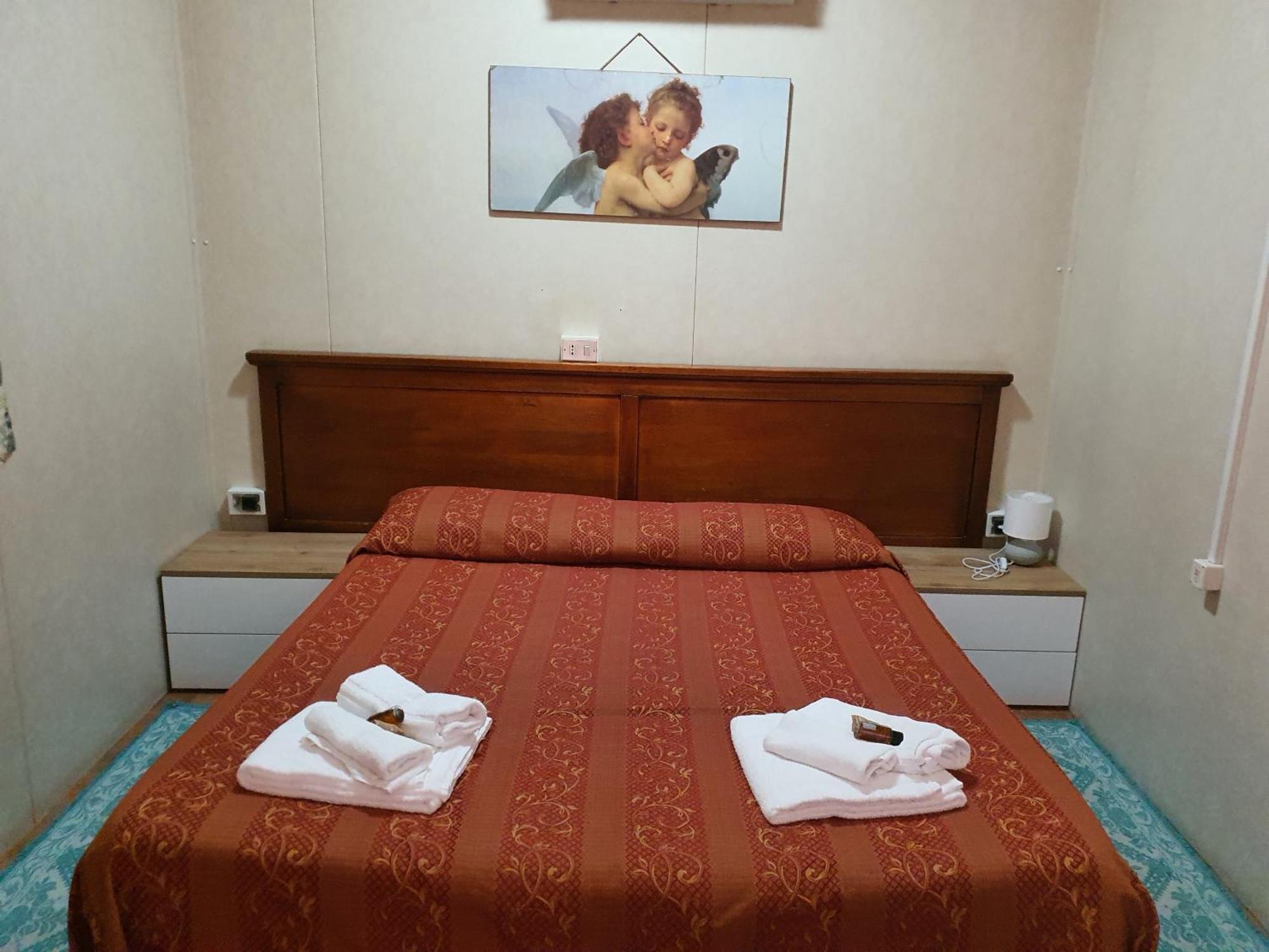 Hotel Garden Nuraminis Ngoại thất bức ảnh